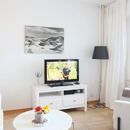 Modernes 2-Zimmer-Appartement Mit Balkon. Вестерланд Экстерьер фото