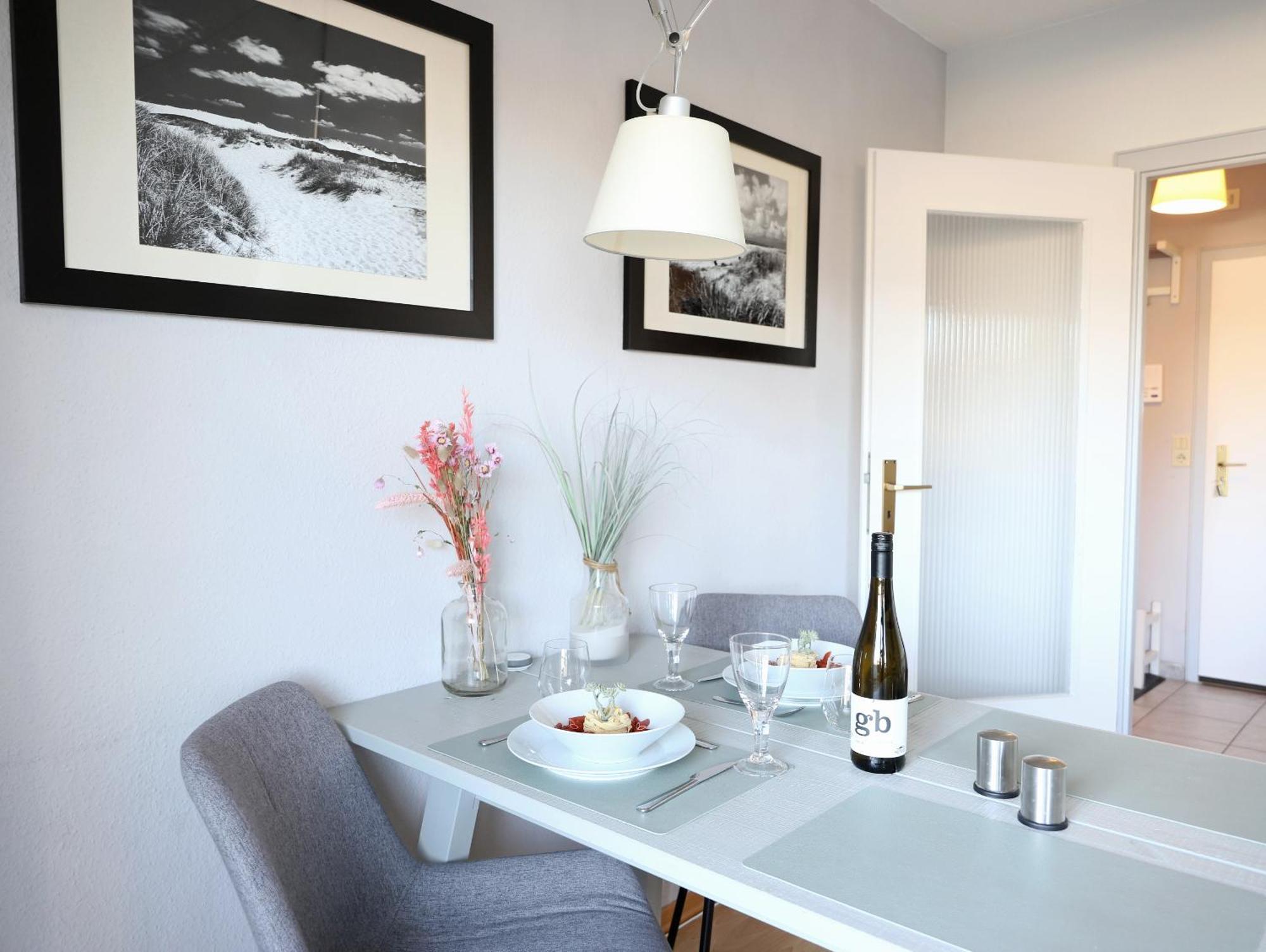 Modernes 2-Zimmer-Appartement Mit Balkon. Вестерланд Экстерьер фото